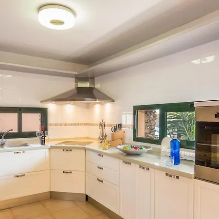 Βίλα Vista Montana By