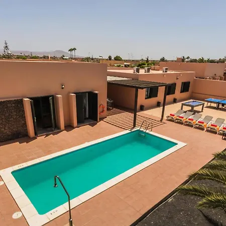 Вилла Vista Montana By